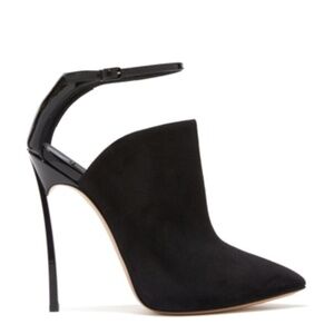 NEW CASADEI HEELED BOOTIES SIZE 7.5